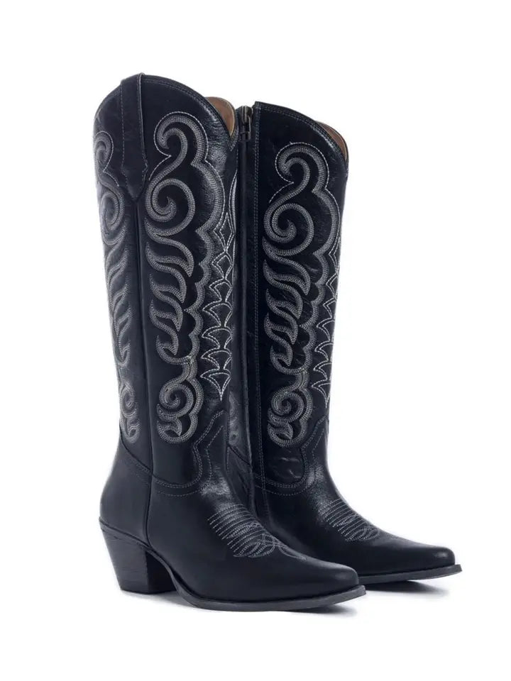 Traditional Western Flame Stitched Leather Boots