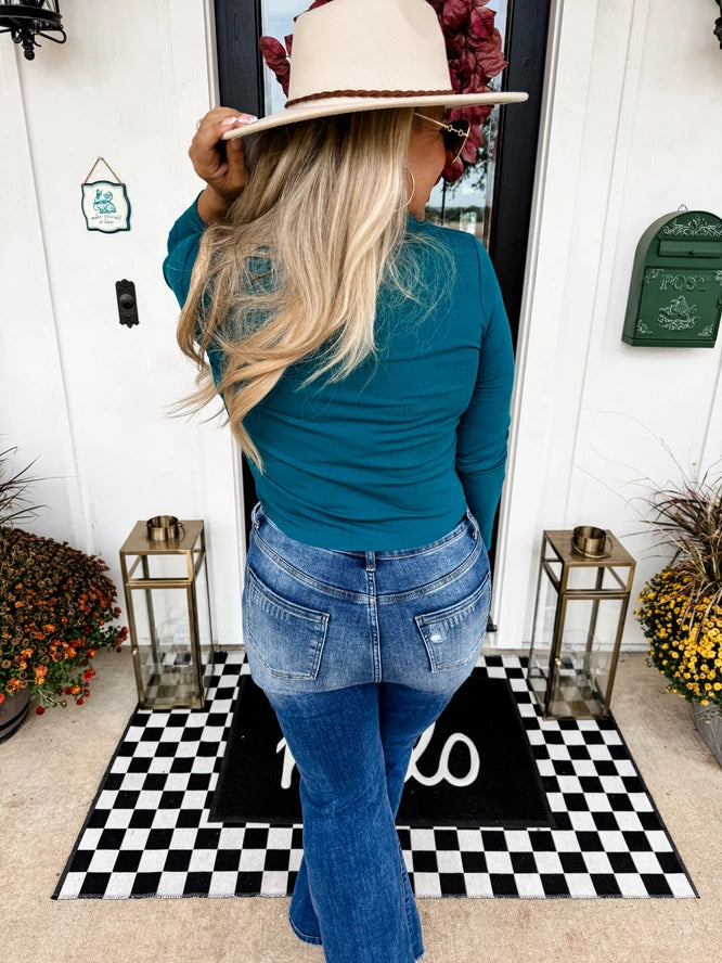 Elena Curve Hem Ribbed Top